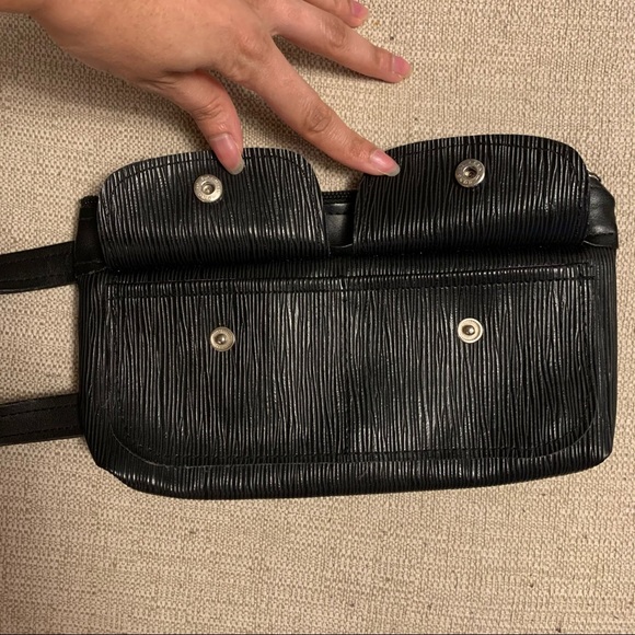 Paul Frank black leather wristlet - Picture 4 of 6